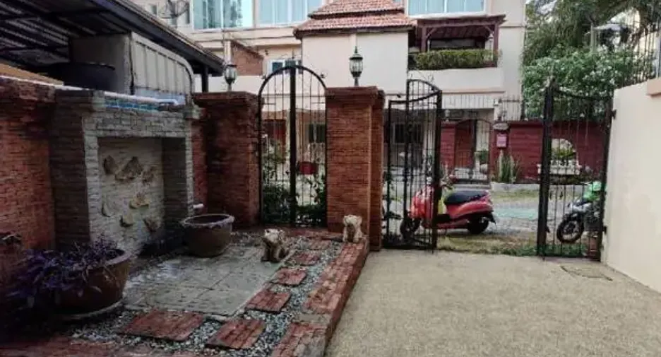 À vendre 3 chambres maison à Bang Lamung, Chonburi