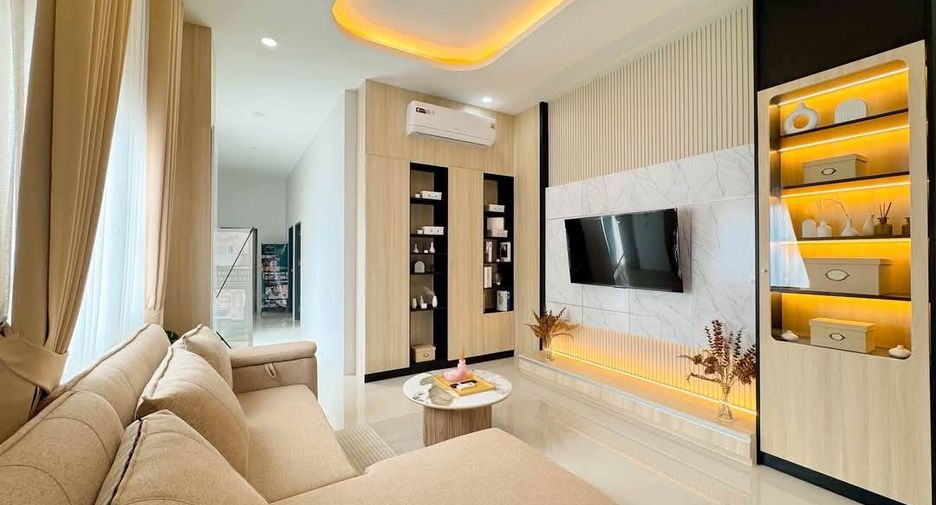À vendre 4 chambres maison à Bang Lamung, Chonburi