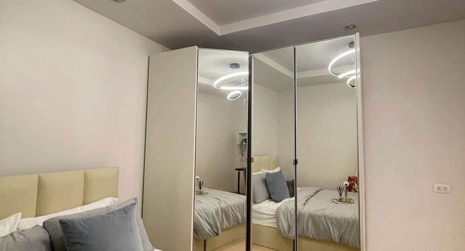 À louer 1 chambre condo à Huai Khwang, Bangkok