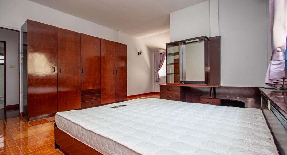 ให้เช่า 4 ห้องนอน บ้านเดี่ยว ใน เมืองเชียงใหม่, เชียงใหม่