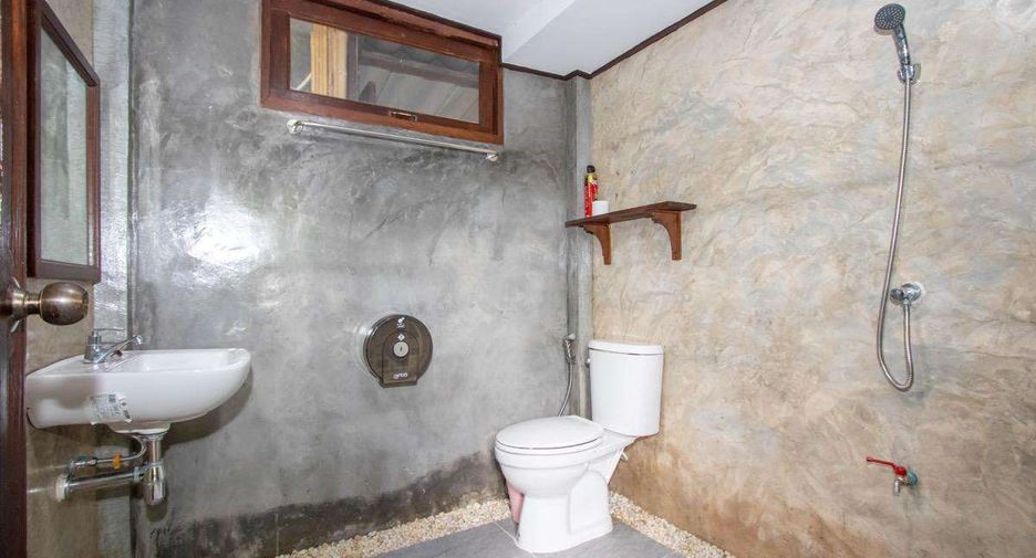 Gewerbefläche zur Miete mit 1 Zimmer in San Sai, Chiang Mai