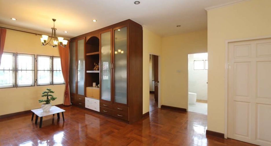 Casa en alquiler de 3 habitaciones en Mueang Chiang Mai, Chiang Mai