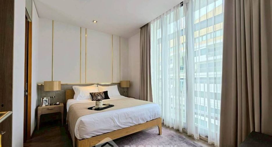 For sale 2 bedrooms condo in Khlong Toei, Bangkok