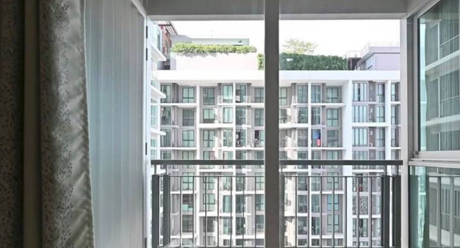For sale 1 bed condo in Huai Khwang, Bangkok