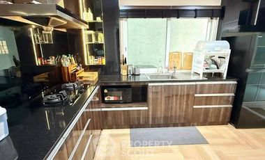 For sale 4 bedrooms house in Prawet, Bangkok