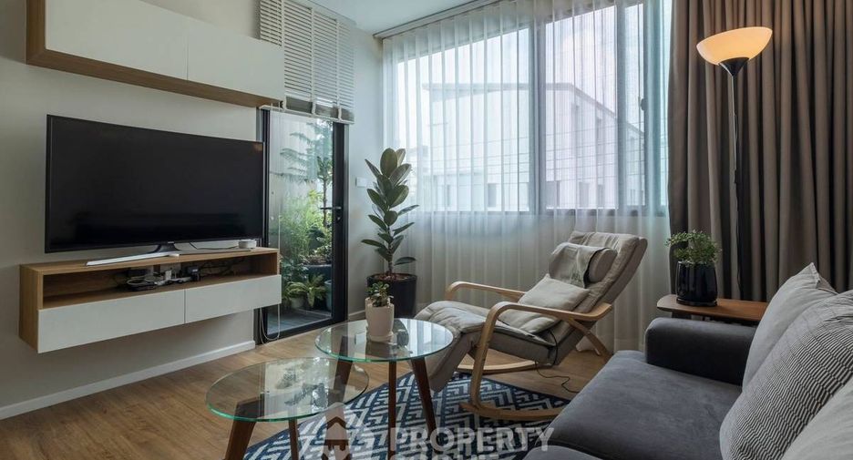 Casa adosada en alquiler de 2 habitaciones en Saphan Sung, Bangkok