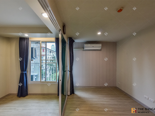 For sale 1 bed condo in Sathon, Bangkok