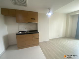 Продажа 1 кровать кондо в Сатхон, Бангкок