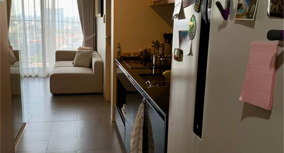 For sale 2 bedrooms condo in Phaya Thai, Bangkok
