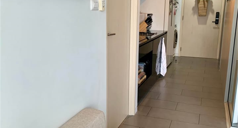 For sale 2 bedrooms condo in Phaya Thai, Bangkok