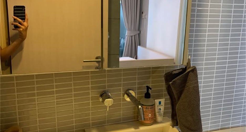 For sale 2 bedrooms condo in Phaya Thai, Bangkok