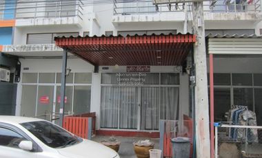 Reihenhaus zum Kauf mit 2 Zimmer in Thanyaburi, Pathum Thani