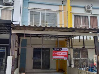 Reihenhaus zum Kauf mit 3 Zimmer in Thanyaburi, Pathum Thani