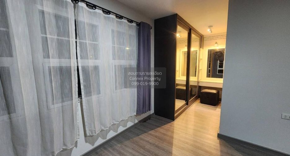 Casa en alquiler de 3 habitaciones en Bang Phli, Samut Prakan