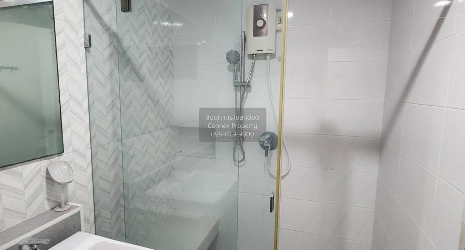 Casa en alquiler de 3 habitaciones en Bang Phli, Samut Prakan