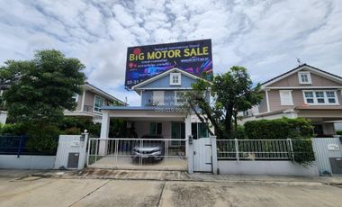 Casa en alquiler de 3 habitaciones en Bang Phli, Samut Prakan