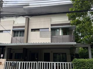 出租 3 卧室 联排别墅 在 Pak Kret, Nonthaburi