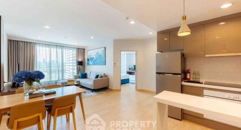 For rent 2 bedrooms apartment in Khlong Toei, Bangkok