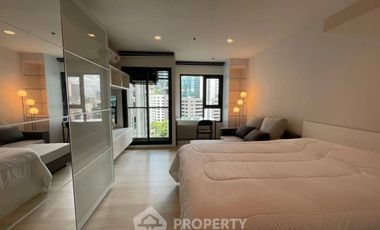 Wohnung zur Miete mit 1 Zimmer in Pathum Wan, Bangkok