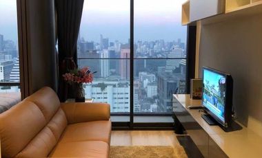 Wohnung zur Miete mit 1 Zimmer in Bang Rak, Bangkok