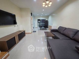 For rent 3 ベッドルーム townhouse in Suan Luang, Bangkok