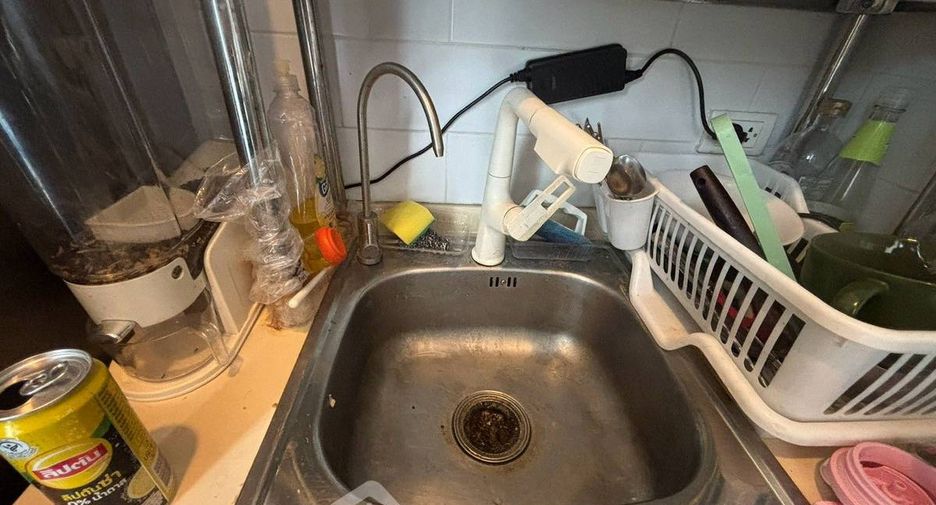 For rent 1 bed condo in Khlong Toei, Bangkok