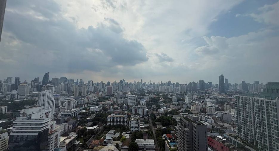 À louer 1 chambre condo à Watthana, Bangkok