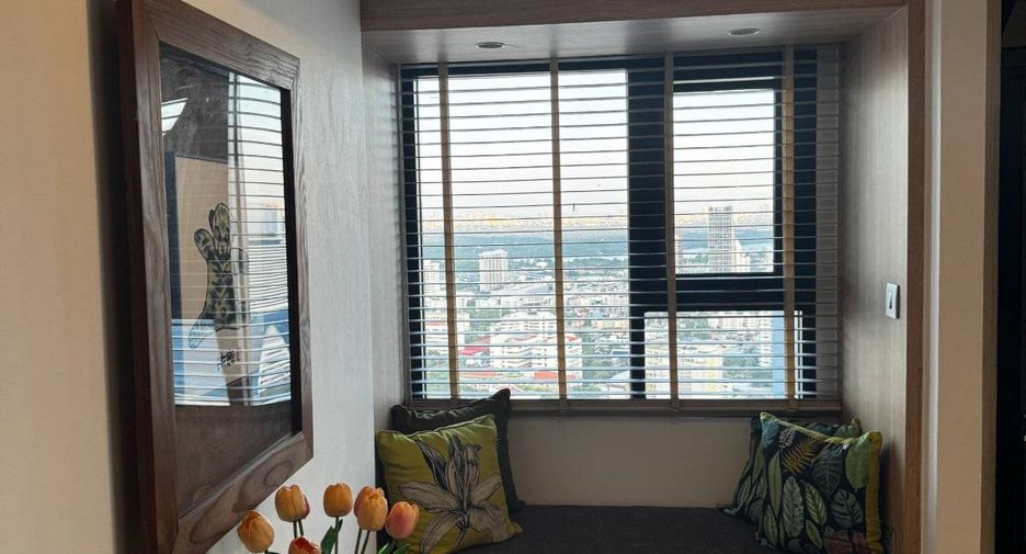 For rent 1 bed condo in Sathon, Bangkok