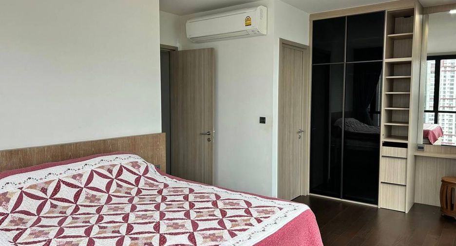 Wohnung zur Miete mit 2 Zimmer in Pathum Wan, Bangkok