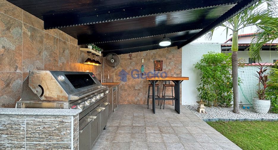 Haus zum Kauf mit 3 Zimmer in Bang Lamung, Chonburi