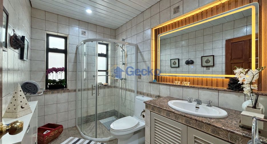 Haus zum Kauf mit 3 Zimmer in Bang Lamung, Chonburi