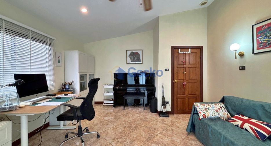 Haus zum Kauf mit 3 Zimmer in Bang Lamung, Chonburi
