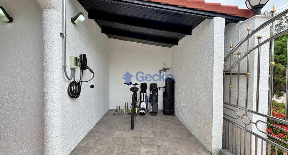 Haus zum Kauf mit 3 Zimmer in Bang Lamung, Chonburi