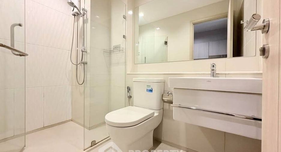 For rent 1 bed condo in Pathum Wan, Bangkok