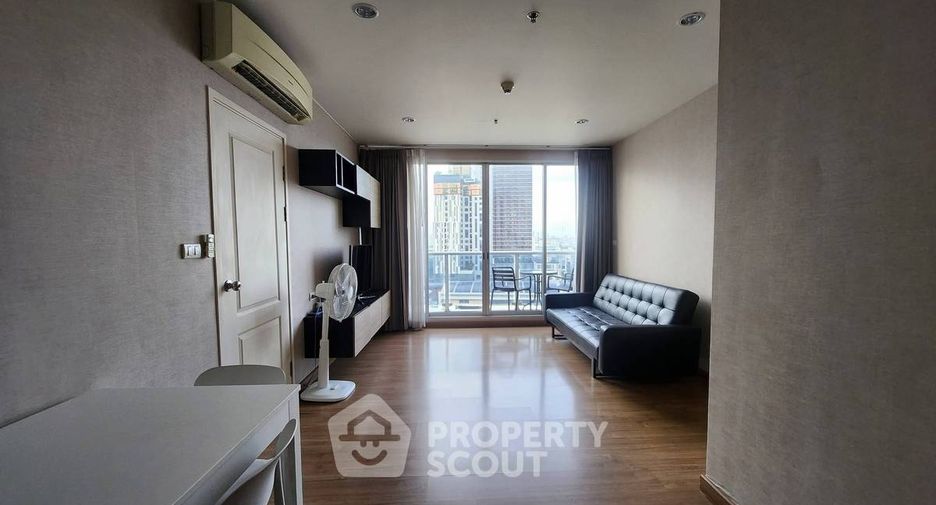 À louer 2 chambres condo à Bang Sue, Bangkok