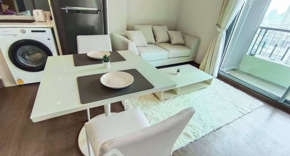 For rent 1 bed condo in Watthana, Bangkok