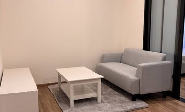 Condo en alquiler de 1 habitaciones en Huai Khwang, Bangkok