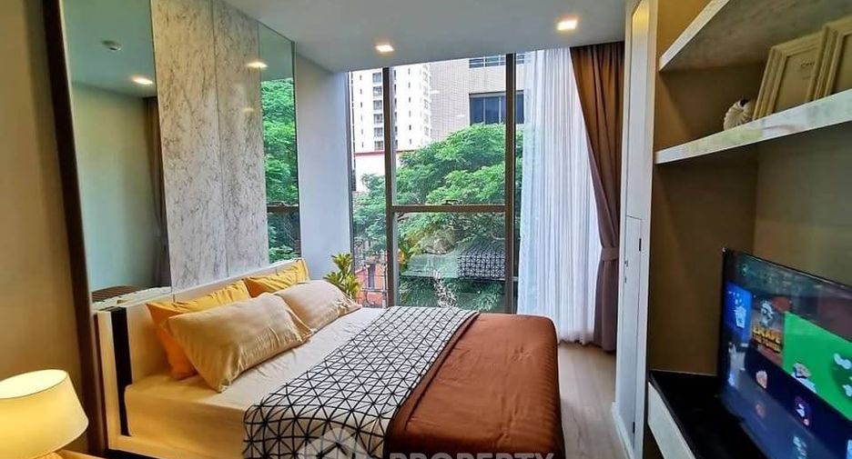 Condo en alquiler de 3 habitaciones en Watthana, Bangkok