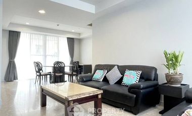 For rent 3 bedrooms condo in Watthana, Bangkok