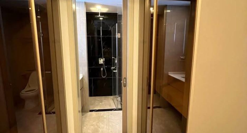 Wohnung zur Miete mit 1 Zimmer in Huai Khwang, Bangkok
