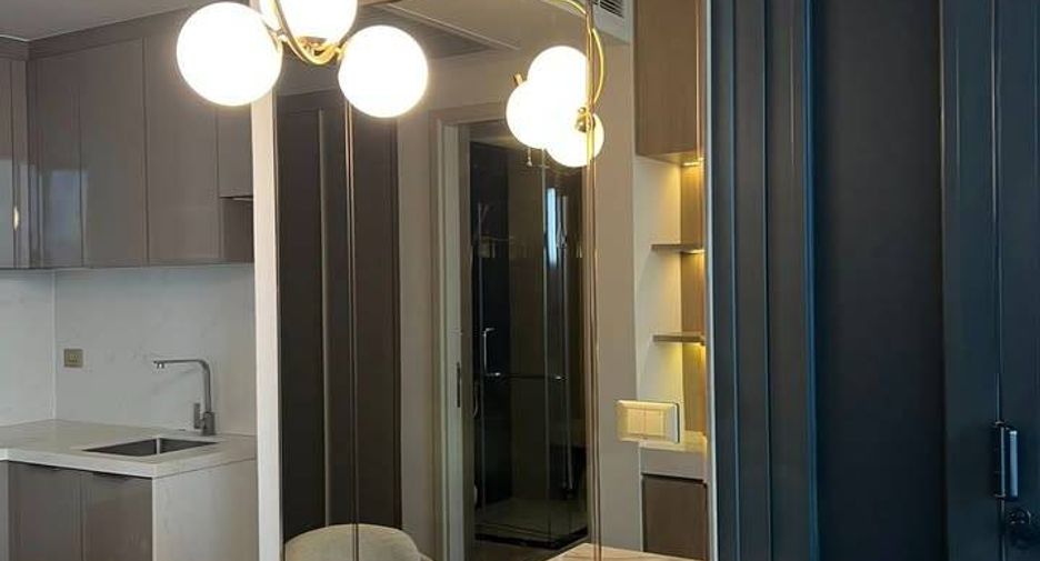Wohnung zur Miete mit 1 Zimmer in Huai Khwang, Bangkok
