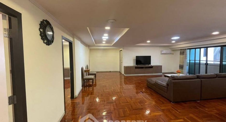 Apartment zur Miete mit 3 Zimmer in Watthana, Bangkok