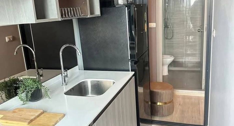 Wohnung zur Miete mit 1 Zimmer in Watthana, Bangkok