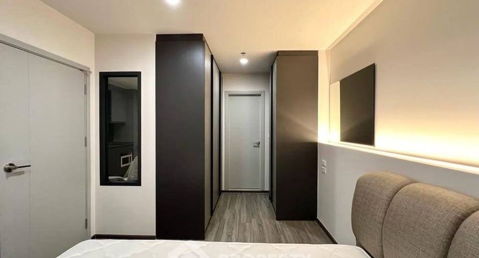 Condo en alquiler de 1 habitaciones en Bang Rak, Bangkok