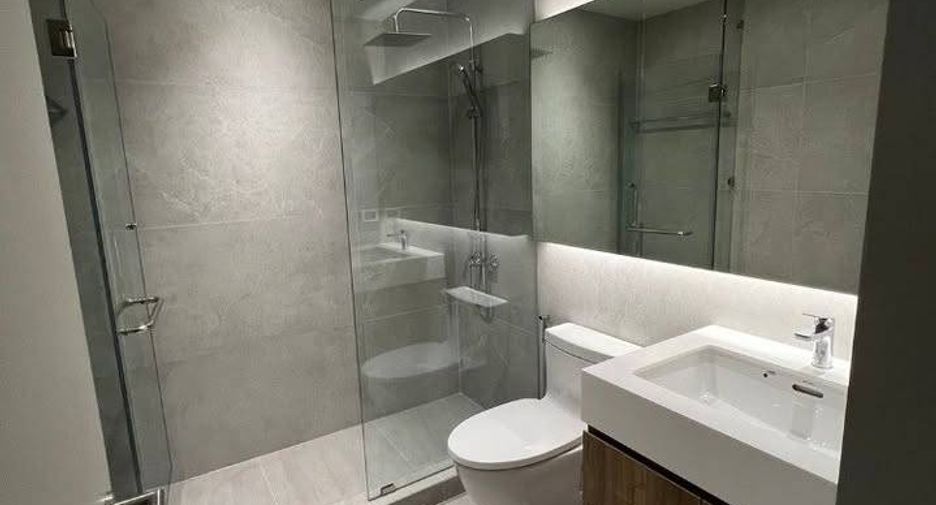 Condo en alquiler de 2 habitaciones en Khlong Toei, Bangkok
