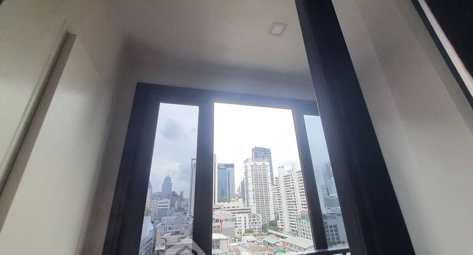 For rent 1 bed condo in Khlong Toei, Bangkok