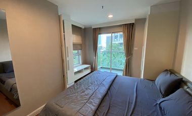 For sale 2 ベッドルーム condo in Huai Khwang, Bangkok