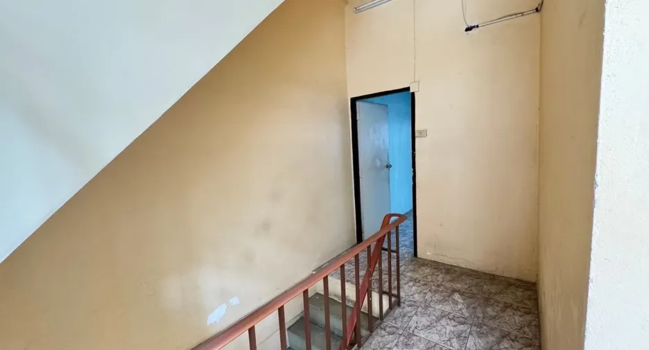 For rent 3 bedrooms retail Space in Bang Lamung, Chonburi
