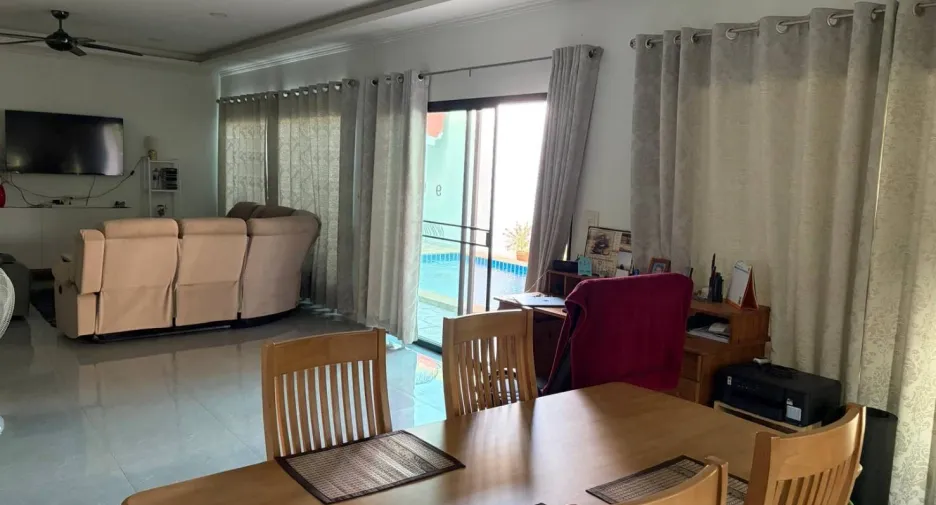 Villa zum Kauf mit 3 Zimmer in Bang Lamung, Chonburi