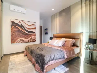 For sale 8 bedrooms villa in Bang Lamung, Chonburi